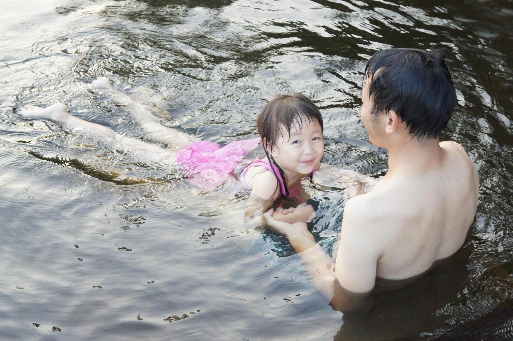 Golden Lake View Boutique Resort Kanchanaburi Bagian luar foto